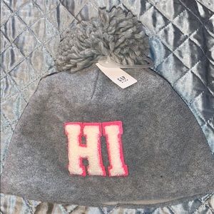 GAP children’s Pom hat NWT